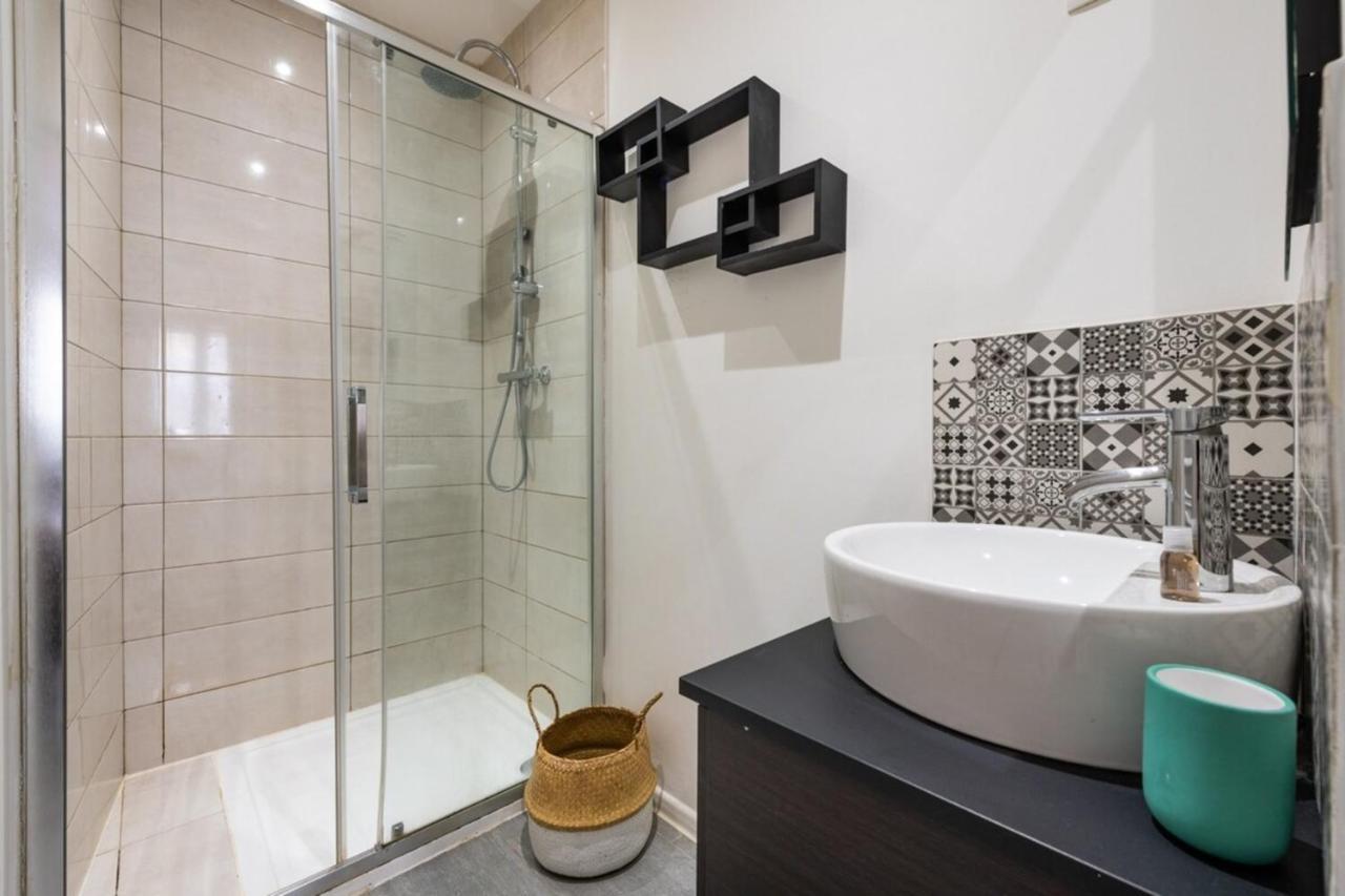 Ferienwohnung Exotic Chic & Calm - Lumineux - Clim/Wifi/Netflix Marseilles Exterior foto